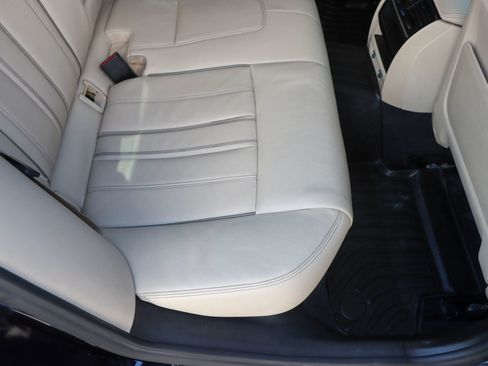 Used 2018 BMW 530i w/ M Sport Package RWD image 20