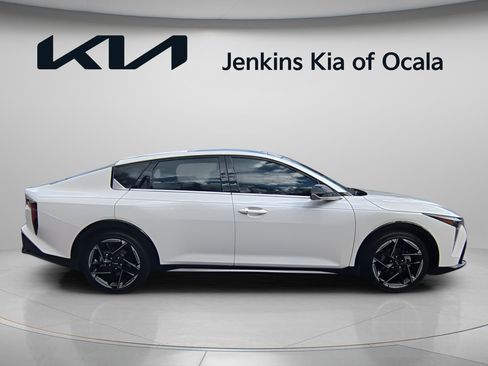 New 2026 Kia K4 GT-Line image 2