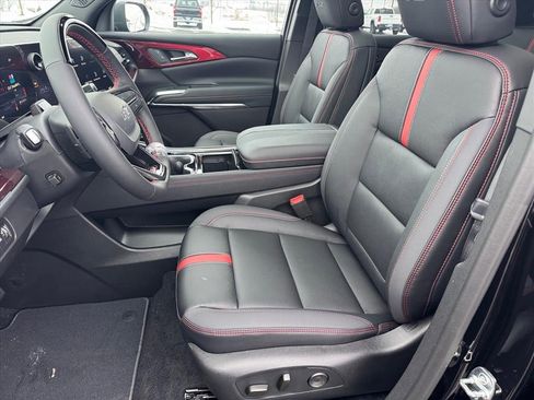 New 2026 Chevrolet Traverse RS image 5