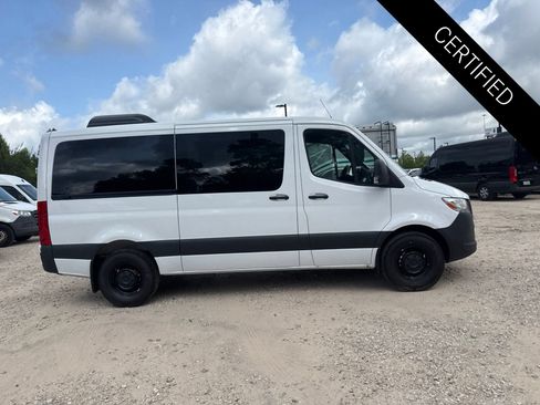 Used 2026 Mercedes-Benz Sprinter 2500 image 3