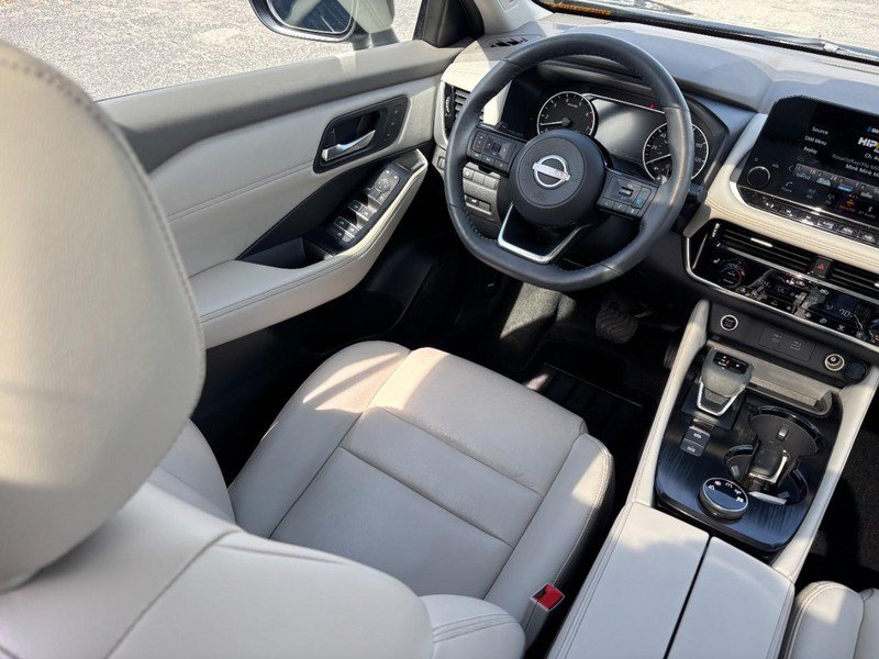 Used 2023 Nissan Rogue SL w/ SL Premium Package AWD/4WD image 14