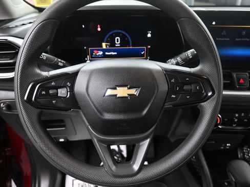 Used 2024 Chevrolet TrailBlazer LS w/ LS Convenience Package AWD/4WD image 23