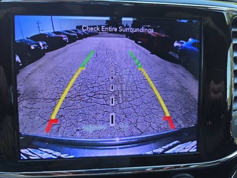 Used 2020 Jeep Grand Cherokee Limited w/ Luxury Group II AWD/4WD image 23