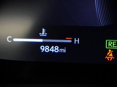 Certified 2025 Lexus UX 300h FWD image 9