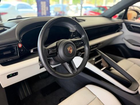 Used 2024 Porsche Macan 4 Electric AWD/4WD image 19
