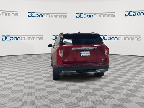 Used 2021 Ford Explorer XLT w/ Equipment Group 202A AWD/4WD image 7