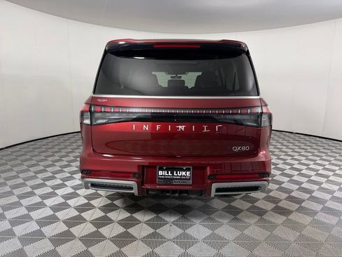 Used 2025 INFINITI QX80 Luxe RWD image 9