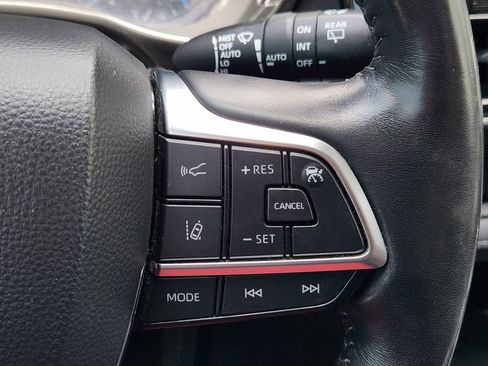 Used 2021 Toyota Highlander Platinum AWD/4WD image 31
