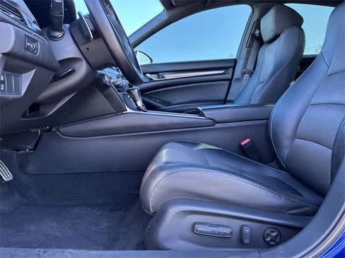 Used 2019 Honda Accord Sport image 18