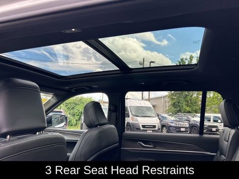 New 2025 Jeep Grand Cherokee L Limited w/ Trailer Tow Package image 34