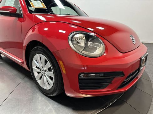 Used 2019 Volkswagen Beetle 2.0T S image 3