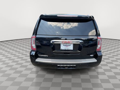 Used 2016 GMC Yukon Denali w/ Open Road Package AWD/4WD image 21