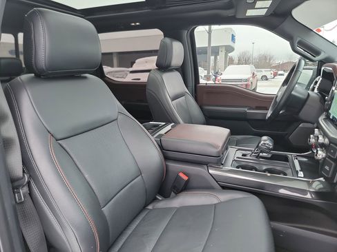 Used 2022 Ford F150 Lariat w/ Equipment Group 502A High image 21