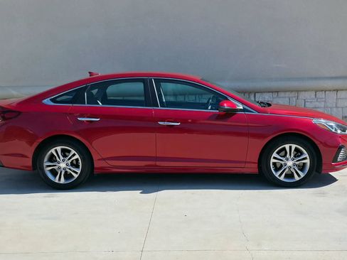 Used 2019 Hyundai Sonata SEL FWD image 2