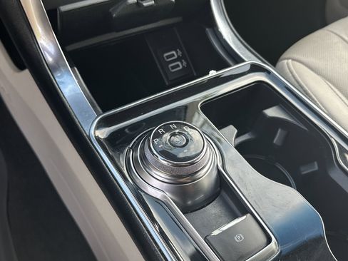 Used 2019 Ford Edge Titanium w/ Equipment Group 301A image 27