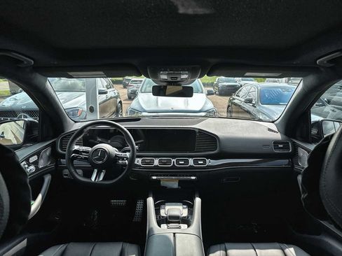 New 2026 Mercedes-Benz GLS 580 4MATIC image 20
