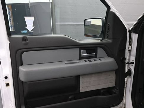 Used 2014 Ford F150 XLT w/ Equipment Group 302A Luxury AWD/4WD image 9
