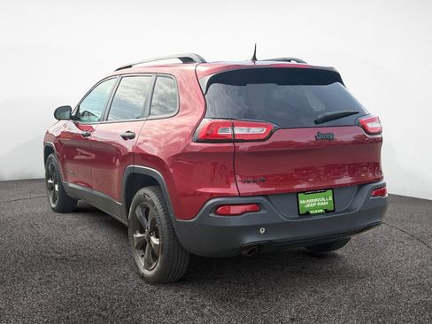 Used 2017 Jeep Cherokee Sport w/ Cold Weather Group AWD/4WD image 3