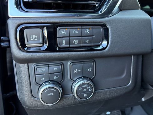 New 2026 GMC Yukon Elevation w/ LPO, Floor Liner Package image 22