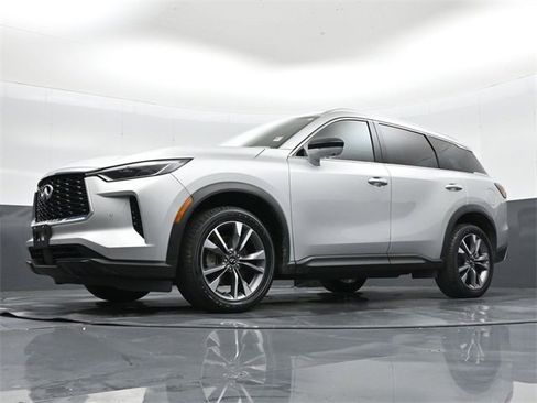 Used 2023 INFINITI QX60 Luxe image 41
