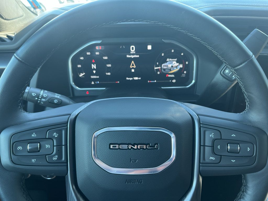 Used 2026 GMC Sierra 2500 Denali Ultimate AWD/4WD image 16