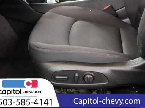 Used 2024 Chevrolet Malibu LT image 14