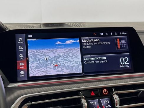 Used 2021 BMW X5 M50i w/ Executive Package image 15