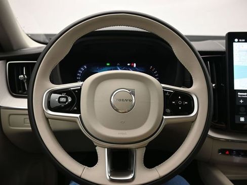 New 2026 Volvo XC60 B5 Ultra w/ Protection Package Premier image 23