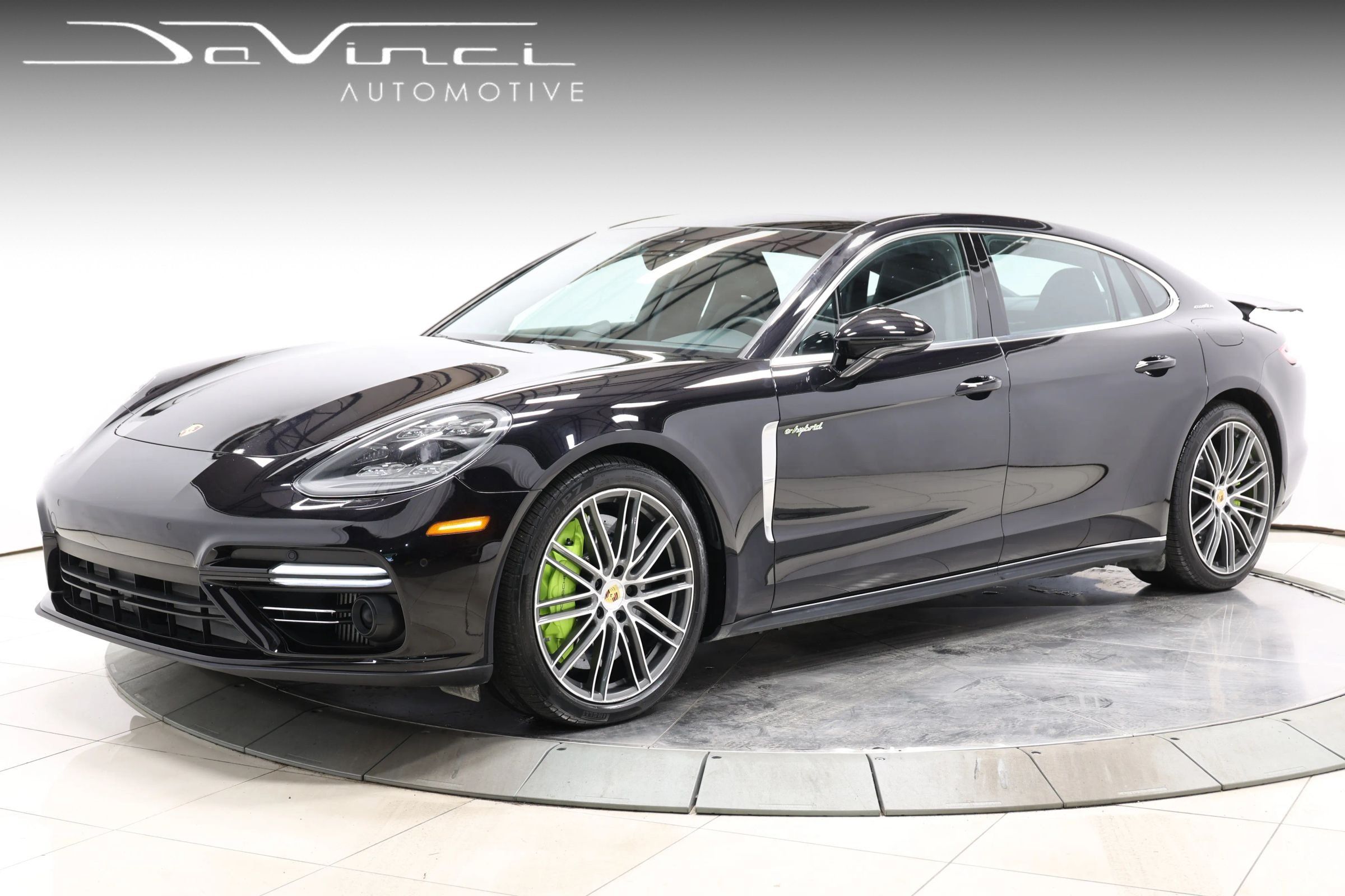 Used 2018 Porsche Panamera Turbo S Executive w/ Assistance Package AWD/4WD image 1