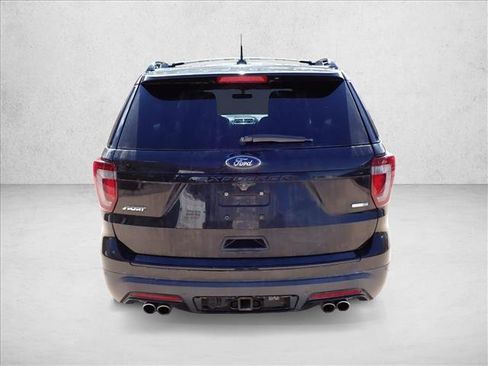 Used 2018 Ford Explorer Sport AWD/4WD image 2