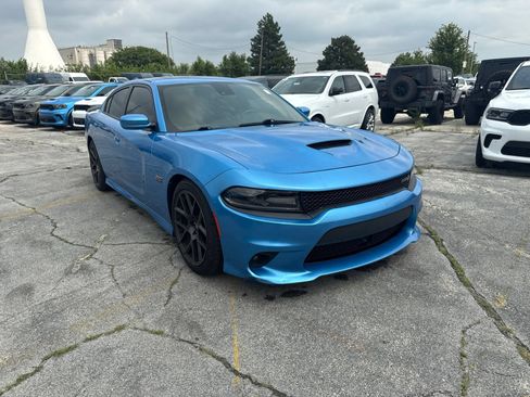 Used 2018 Dodge Charger R/T Scat Pack RWD image 4