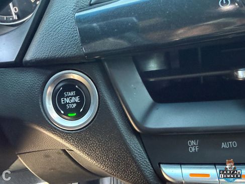 Used 2024 Cadillac CT4 Luxury image 25