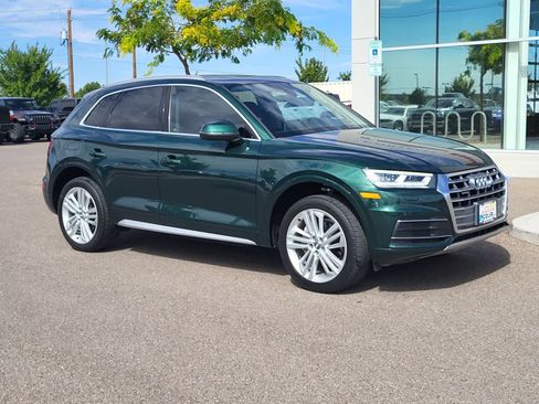 Used 2018 Audi Q5 2.0T Premium Plus w/ Premium Plus Package AWD/4WD image 3