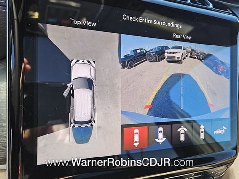 New 2025 Jeep Grand Cherokee Limited w/ Luxury Tech Group II image 22