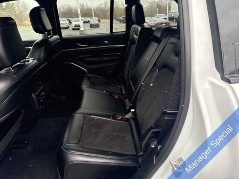 Used 2024 Jeep Grand Cherokee Trailhawk image 22