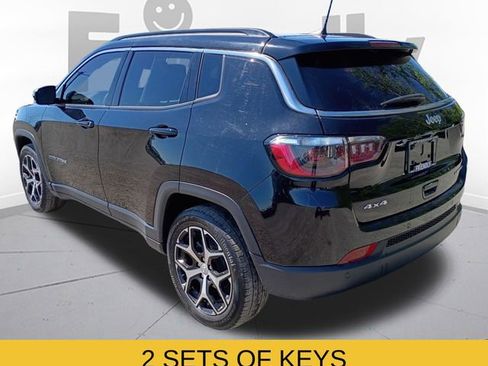 Used 2024 Jeep Compass Limited AWD/4WD image 7