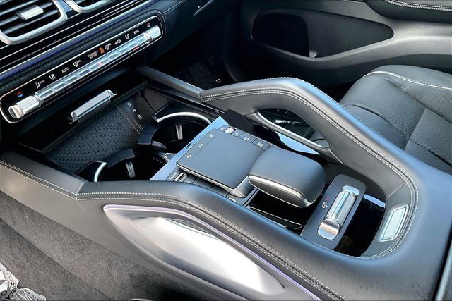 Certified 2025 Mercedes-Benz GLS 450 4MATIC image 13
