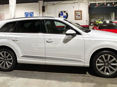 Used 2017 Audi Q7 3.0T Premium Plus image 6