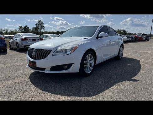 Used 2016 Buick Regal FWD image 1