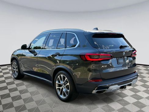 Used 2022 BMW X5 xDrive40i w/ Premium Package image 4