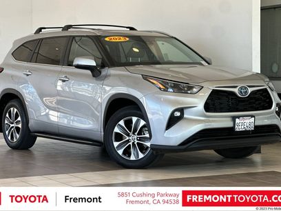 Used 2023 Toyota Highlander XLE