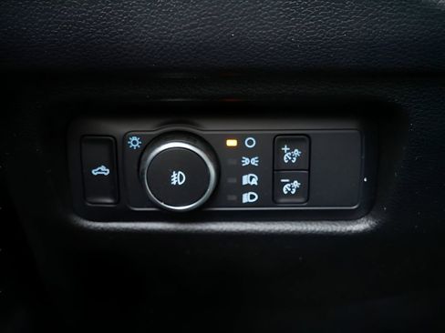 Used 2025 Ford Ranger XLT image 17