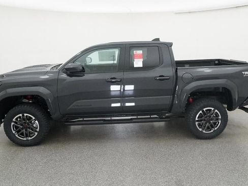 New 2025 Toyota Tacoma TRD Sport image 3