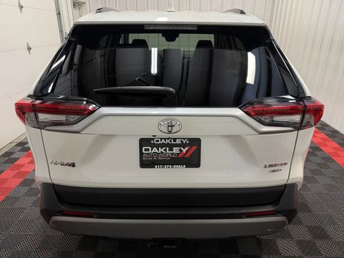 Used 2022 Toyota RAV4 Limited AWD/4WD image 3