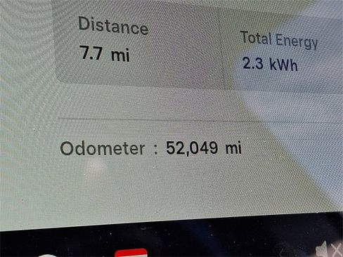 Used 2021 Tesla Model Y Long Range image 21