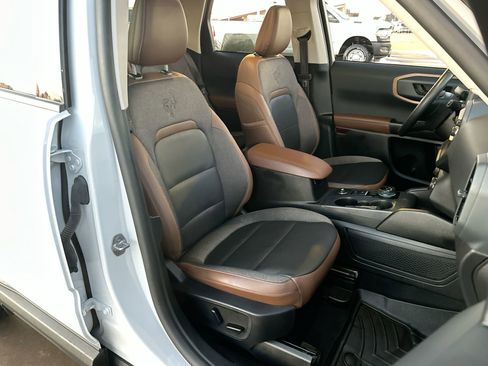 Used 2023 Ford Bronco Sport Outer Banks w/ Tech Package image 24