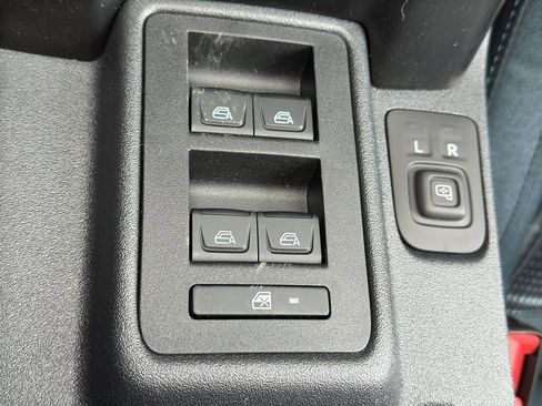 New 2025 Ford Bronco Heritage Edition image 25