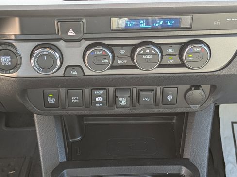 Used 2023 Toyota Tacoma TRD Off-Road w/ Technology Package image 21