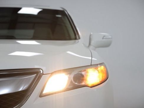 Used 2014 Acura RDX AWD w/ Technology Package image 3
