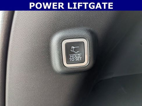 New 2026 Jeep Cherokee Overland image 17